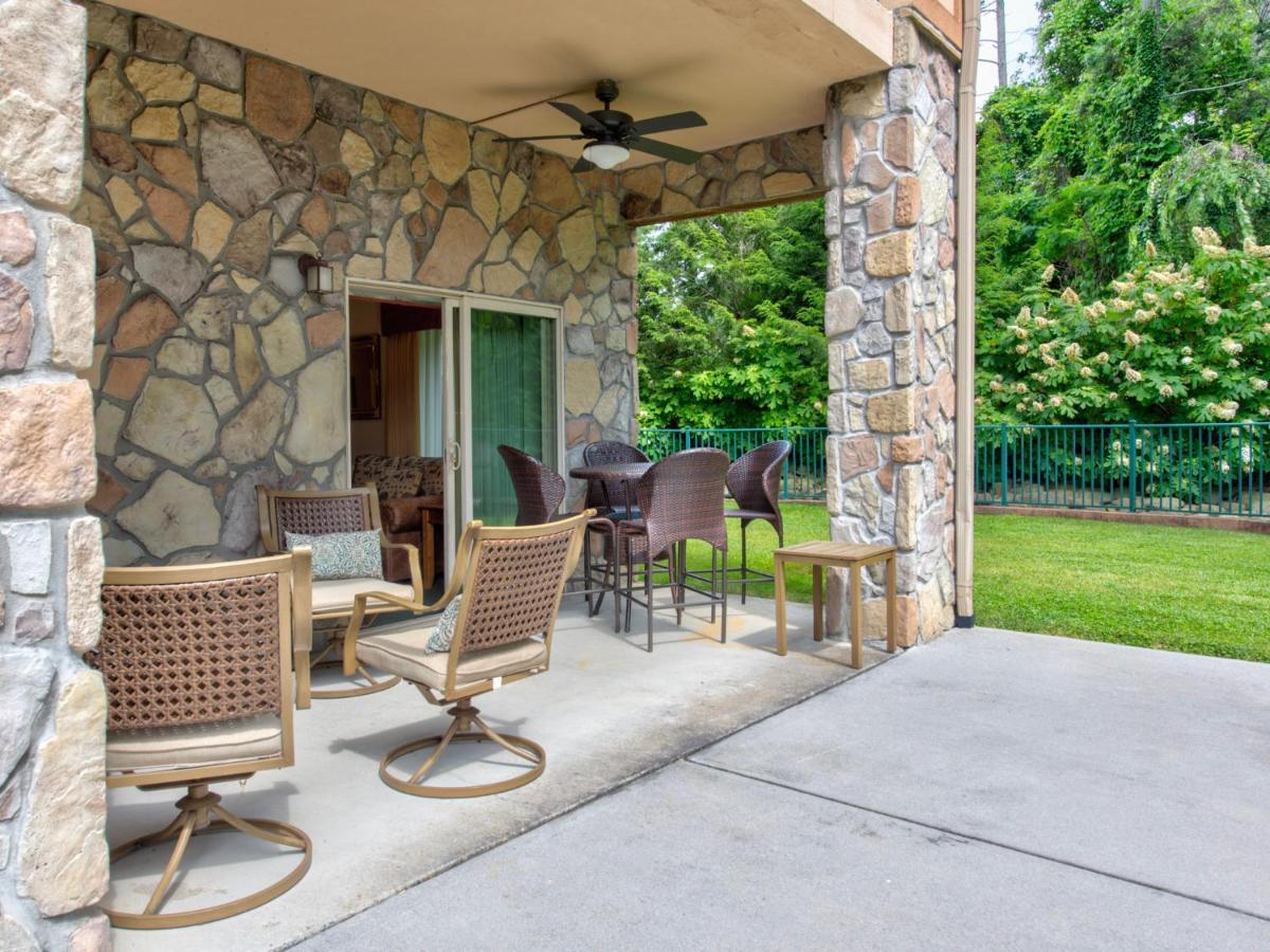 Appartement City Bear, 2Br, Pool, Spa, Downtown Gatlinburg, Sleeps 6 Extérieur photo